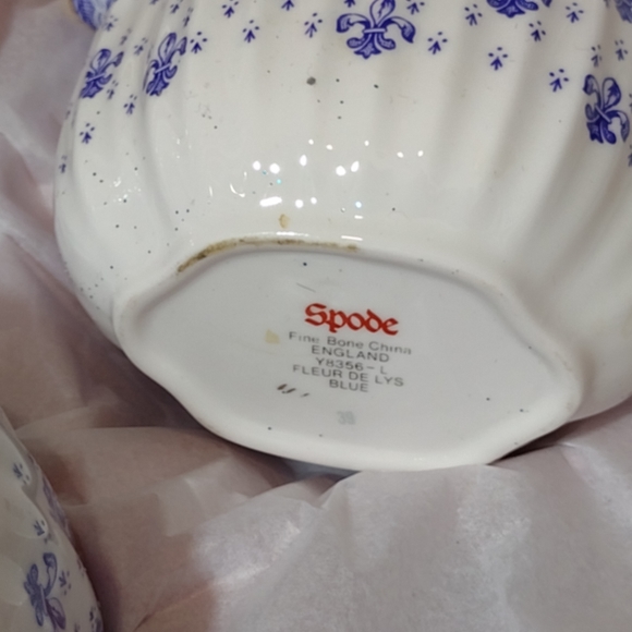 Spode China, 1950s Fleur de lis Pattern - Picture 8 of 15